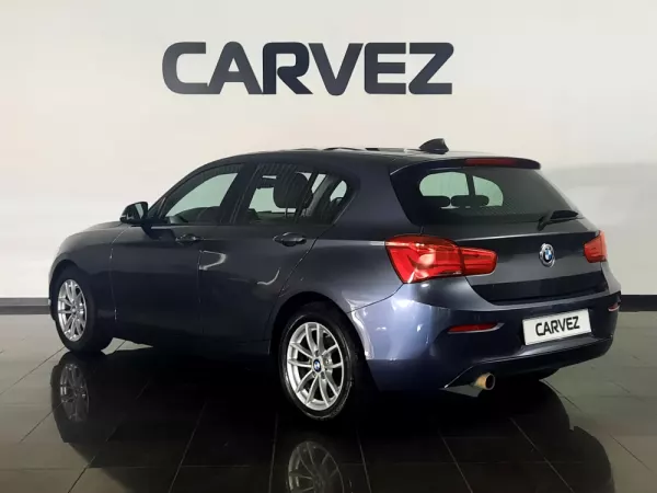 BMW 118 d Aut. 4