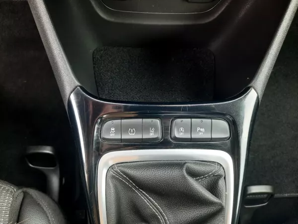 Opel Crossland X 1.2 Business Edition 13