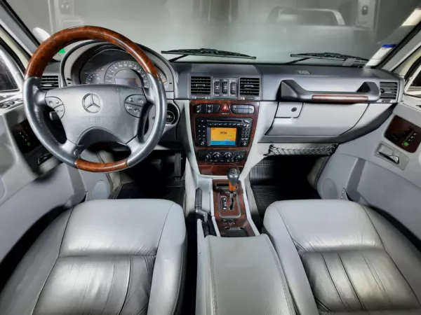 Mercedes-Benz G 400 d 13