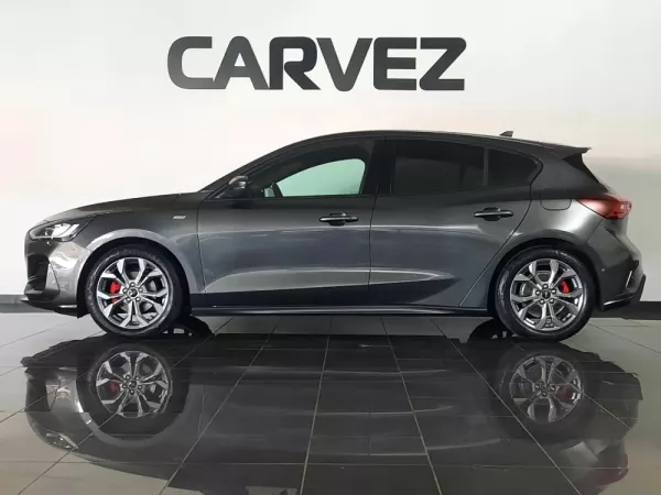 Ford Focus 1.0 EcoBoost MHEV ST-Line 3