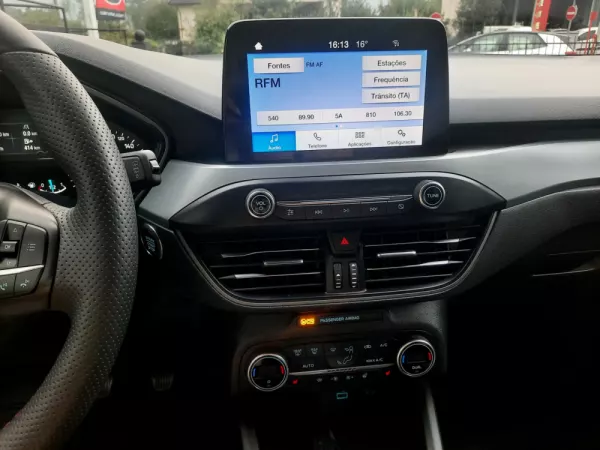 Ford Focus 1.0 EcoBoost MHEV ST-Line 11