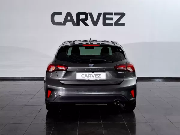Ford Focus 1.0 EcoBoost MHEV Titanium 5