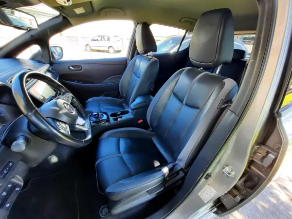 Nissan Leaf Tekna Two Tone+ProPilot Park 13