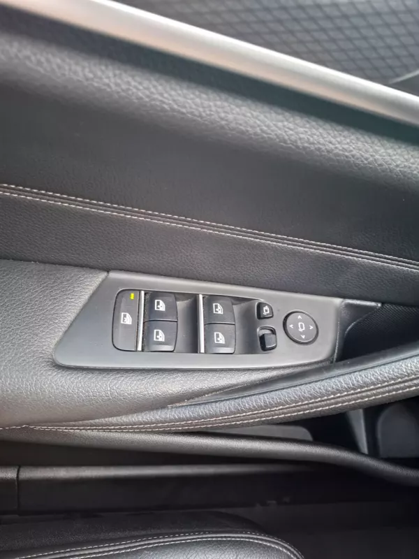 BMW 520 d Pack M Auto 7