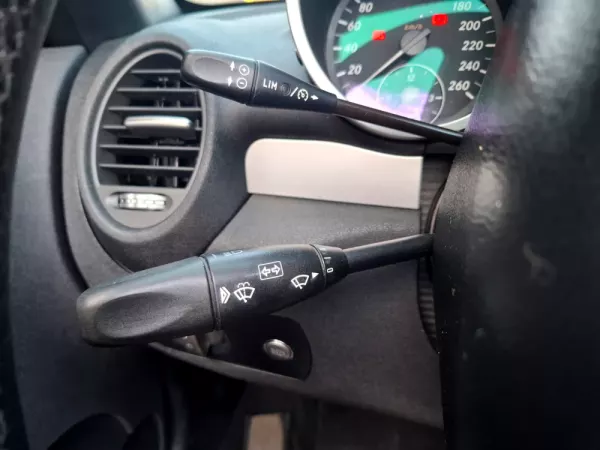 Mercedes-Benz SLK 200 K 7