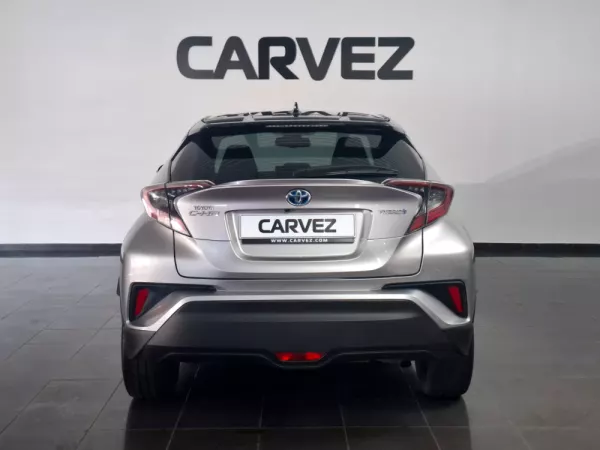 Toyota C-HR 1.8 Hybrid Square Collection 5