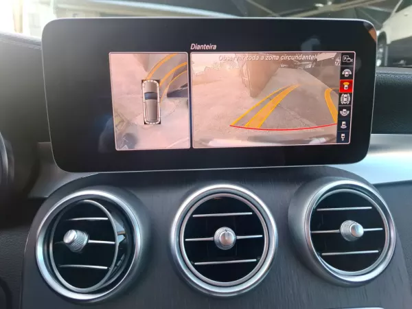 Mercedes-Benz C 300 de AMG Line 11