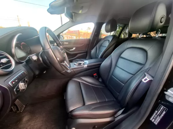 Mercedes-Benz C 300 de AMG Line 13