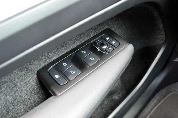 Volvo XC 40 1.5 T5 PHEV Inscription 6