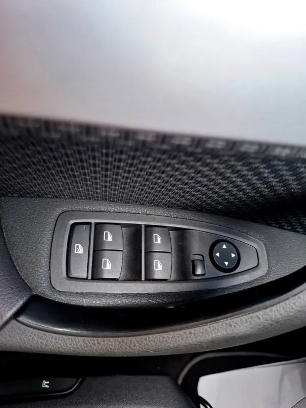 BMW X2 16 d sDrive Auto Advantage 6