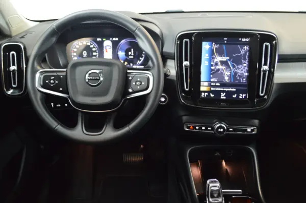 Volvo XC 40 1.5 T5 PHEV Inscription 16