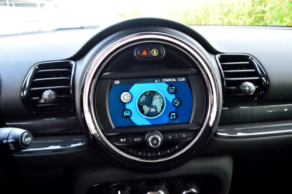 MINI Clubman One D 12