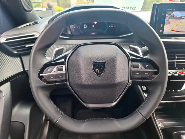 Peugeot 2008 1.2 Hybrid Allure e-DCS6 8