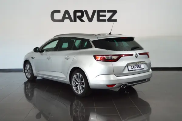 Renault Mégane Sport Tourer 1.5 dCi GT Line 4