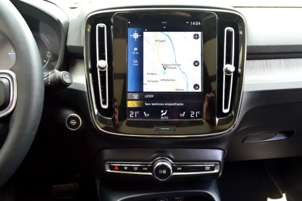 Volvo XC 40 1.5 T5 PHEV Inscription 11