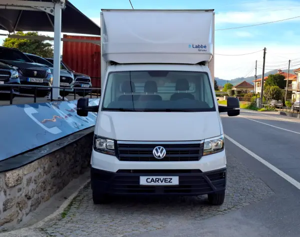 Volkswagen Crafter Outro 2