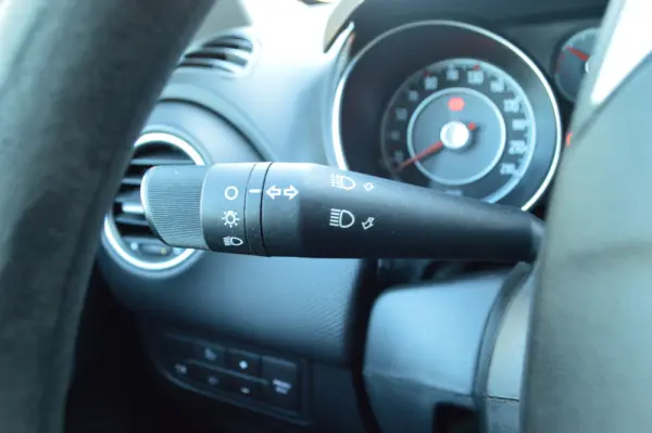 Fiat Punto 1.2 Young S&S 7