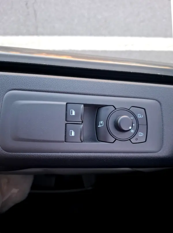 Ford Transit Custom 6