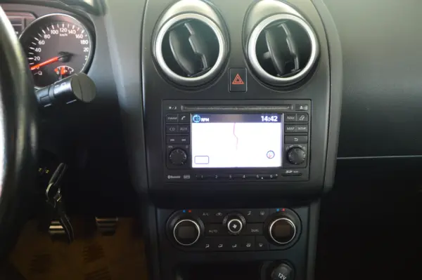 Nissan Qashqai +2 1.5 dCi Acenta 10