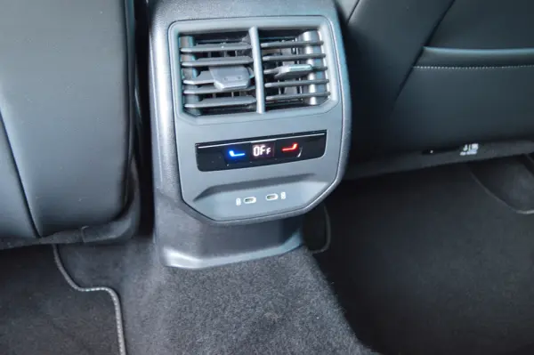 SEAT Leon 1.5 TSI e-Hybrid FR DSG 19