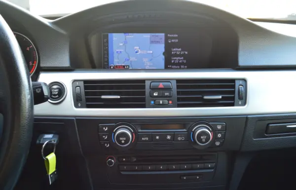 BMW 320 d Auto 13