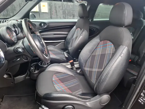 MINI Paceman Cooper SD ALL4 11