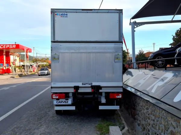 Volkswagen Crafter Outro 5