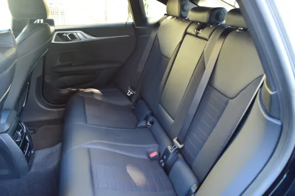 BMW i4 eDrive40.0 15