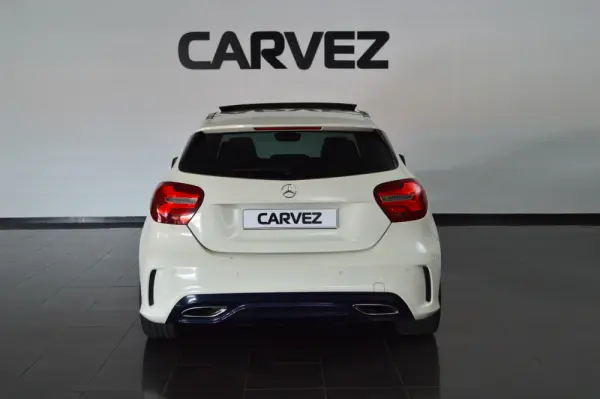 Mercedes-Benz A 200 d 4Matic 7G-DCT AMG Line 5
