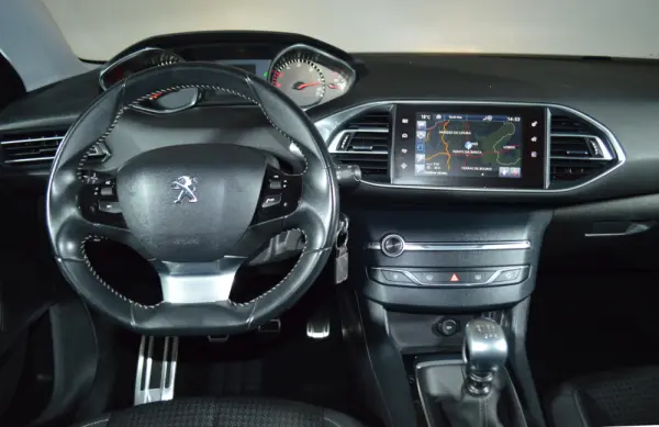 Peugeot 308 SW 1.6 BlueHDi Style 15