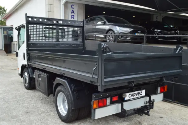 Isuzu NLR 35 5