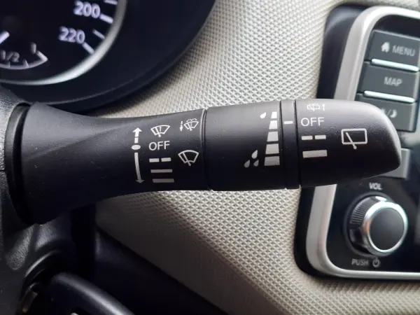 Nissan Micra 1.5 dCi Acenta S/S 11