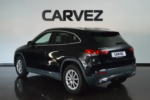 Mercedes-Benz GLA 200 d Urban Aut. 4