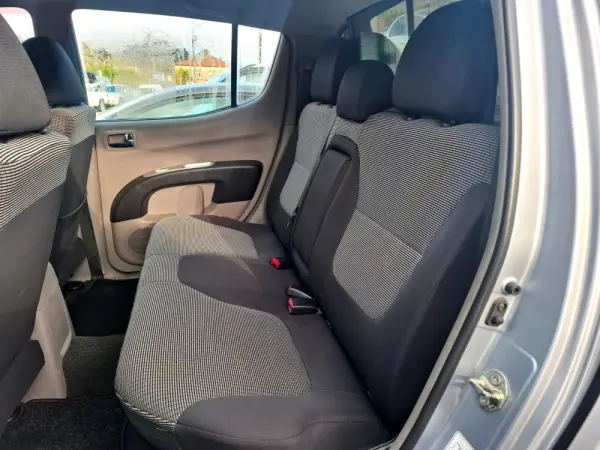 Mitsubishi L200 2.5 DI-D CD Intense 4WD 12