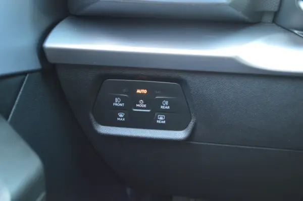 SEAT Leon 1.5 TSI e-Hybrid FR DSG 7