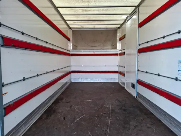 Volkswagen Crafter Outro 7