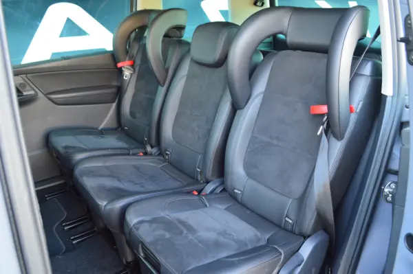Volkswagen Sharan 2.0 TDI Highline DSG 21