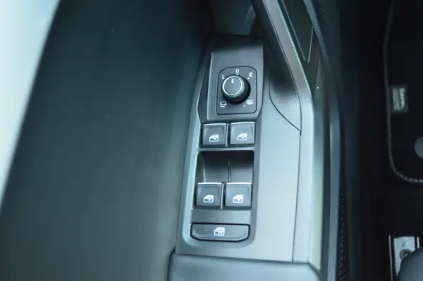 SEAT Leon 1.5 TSI e-Hybrid FR DSG 6