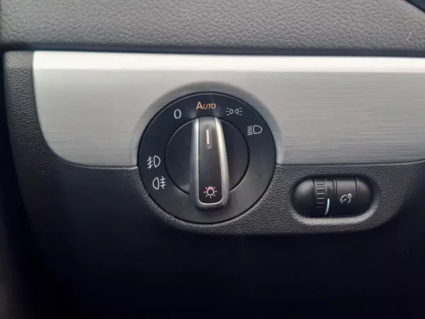 Volkswagen Jetta 1.4 Hybrid 7