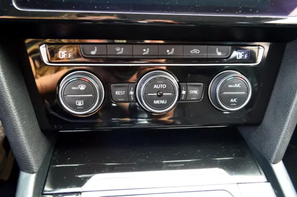 Volkswagen Arteon 2.0 TDI Elegance DSG 16