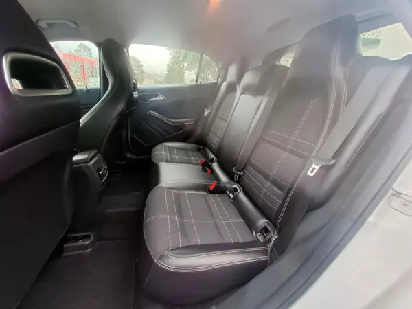 Mercedes-Benz GLA 200 d Aut. 17