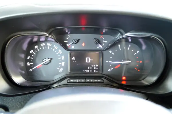 Citroen Berlingo 1.5 BlueHDi XL Feel 8