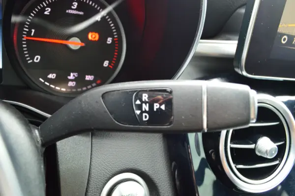 Mercedes-Benz GLC 250 d 4-Matic 11