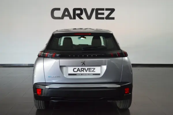 Peugeot e-2008 50 kWh Active 5