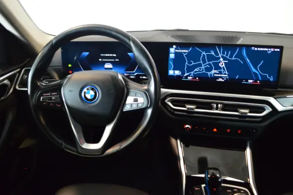 BMW i4 eDrive40 6