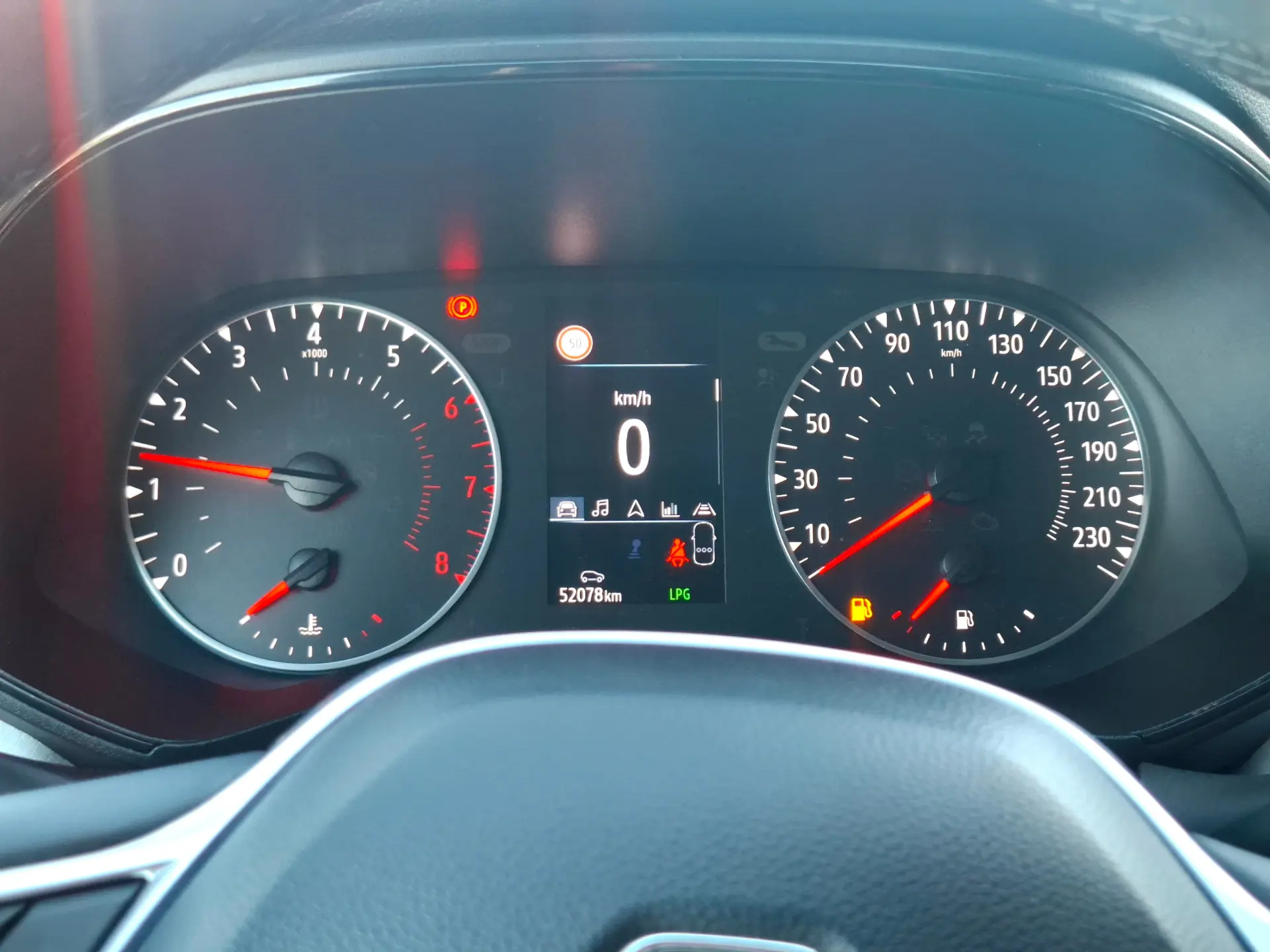 Renault Clio 1.0 TCe Evolution Bi-Fuel 10