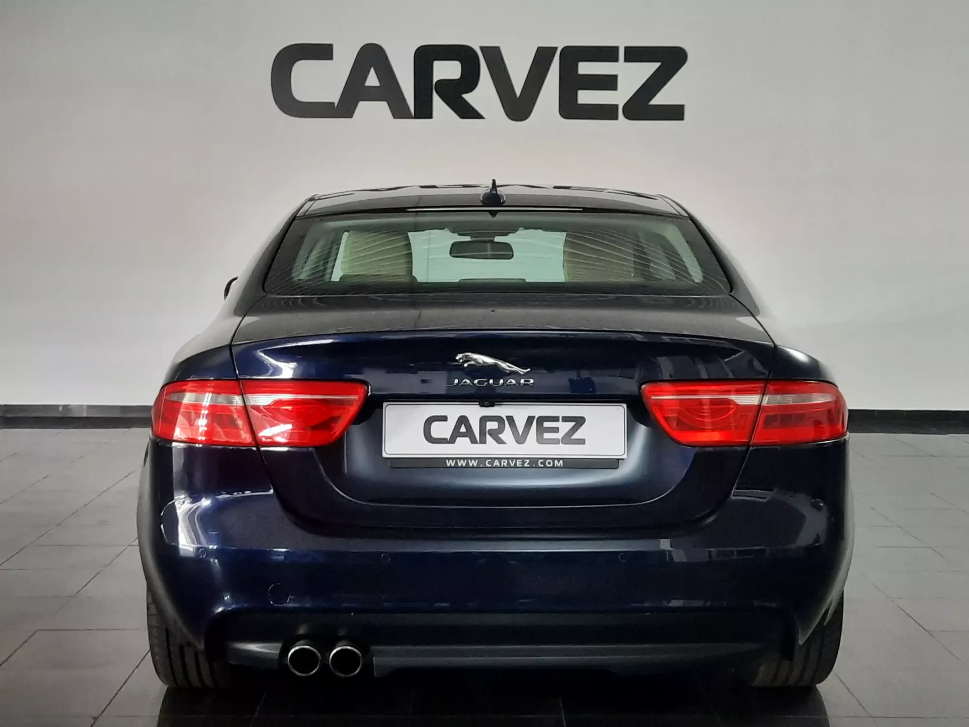 Jaguar XE 2.0 D Prestige Aut. 5
