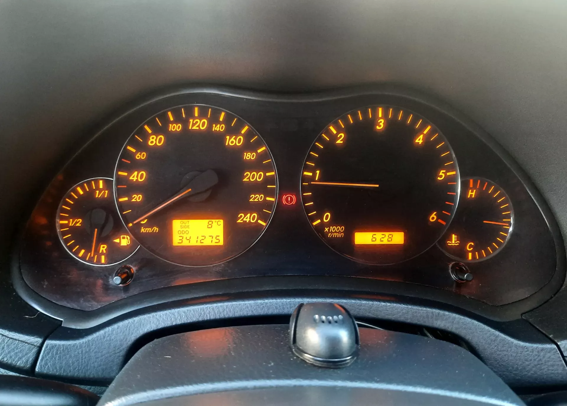 Toyota Avensis SD 2.0 D-4D 8