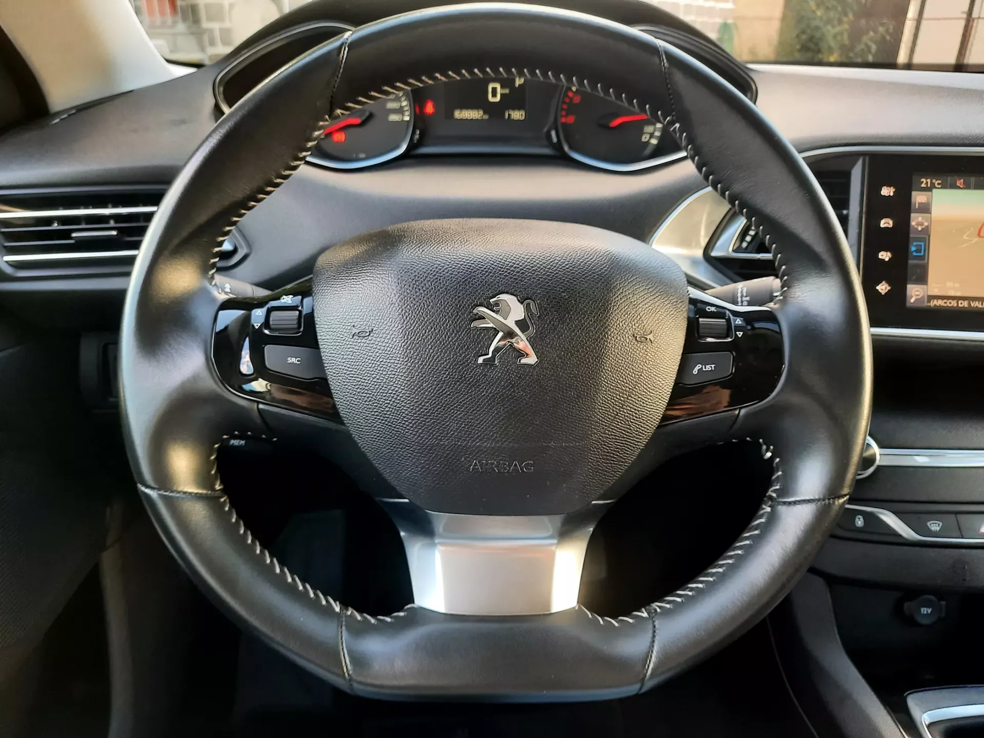 Peugeot 308 1.6 BlueHDi Allure EAT6 13
