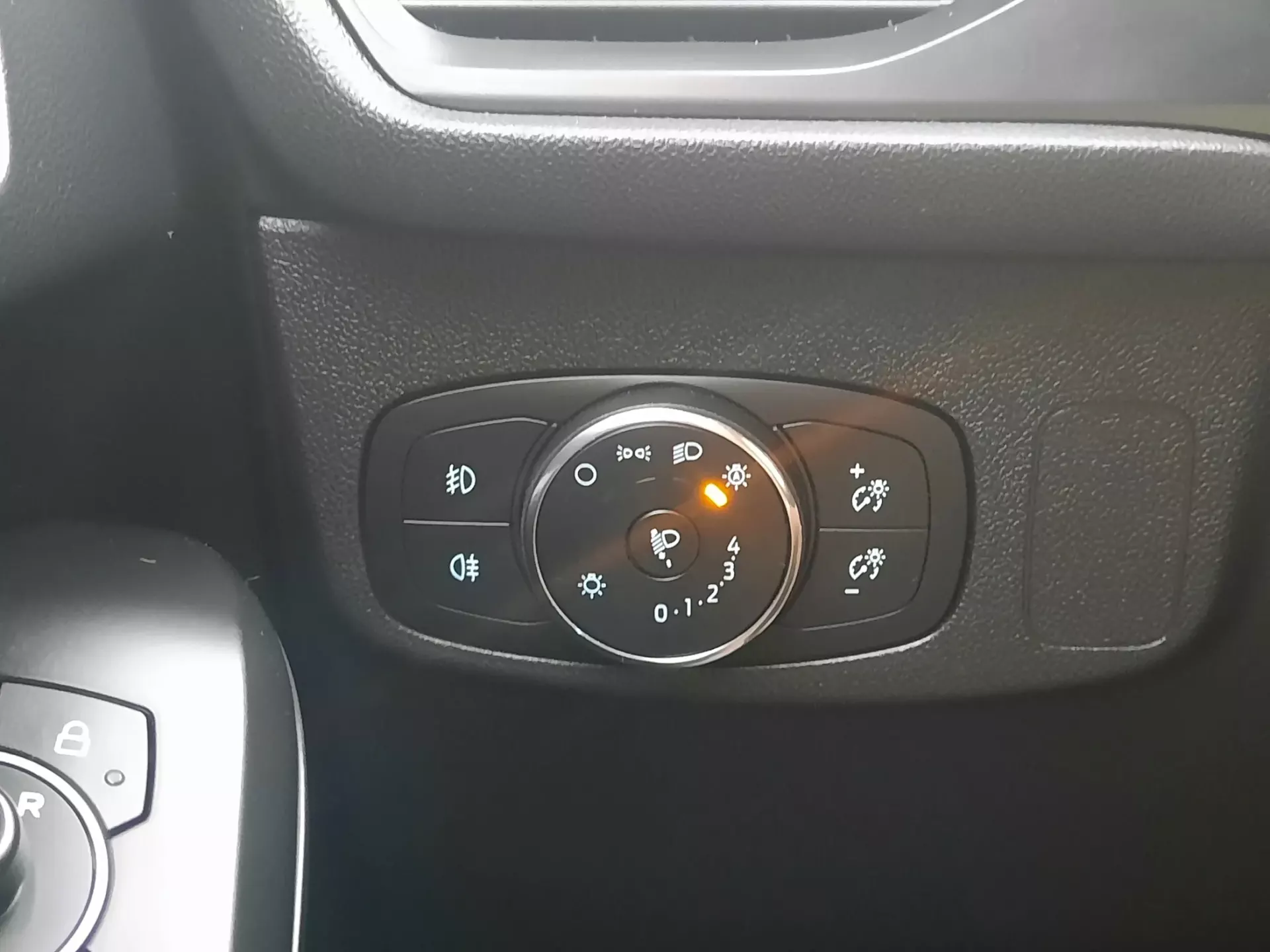 Ford Focus 1.0 EcoBoost MHEV ST-Line 6